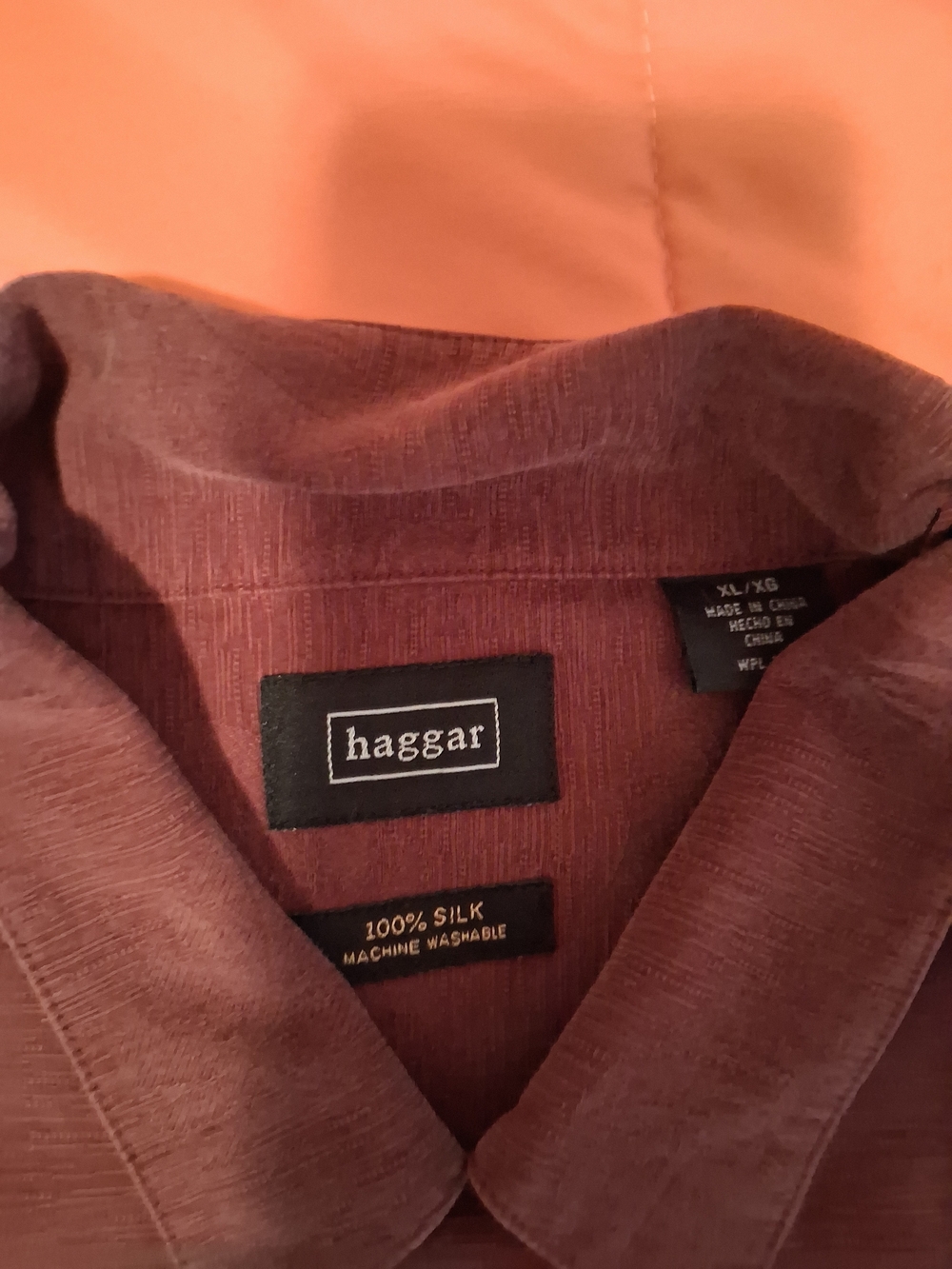Vintage Haggar Mens XL 46" Burgundy Silk Woven Floral Short Sleeve Button-Up - Picture 4 of 6